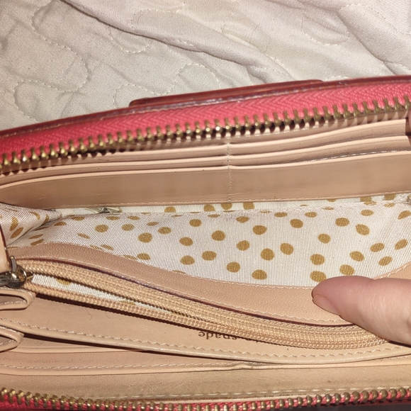 Kate Spade Wallet - Picture 9 of 11